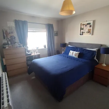 Spacious 2 Bedroom 10 Min To Dublin Airport Donabate